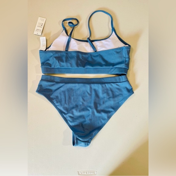 Women’s Large Summer Bundle-NWT & GUC 3 Tops, Shorts, & Bathing Suit - Picture 3 of 11